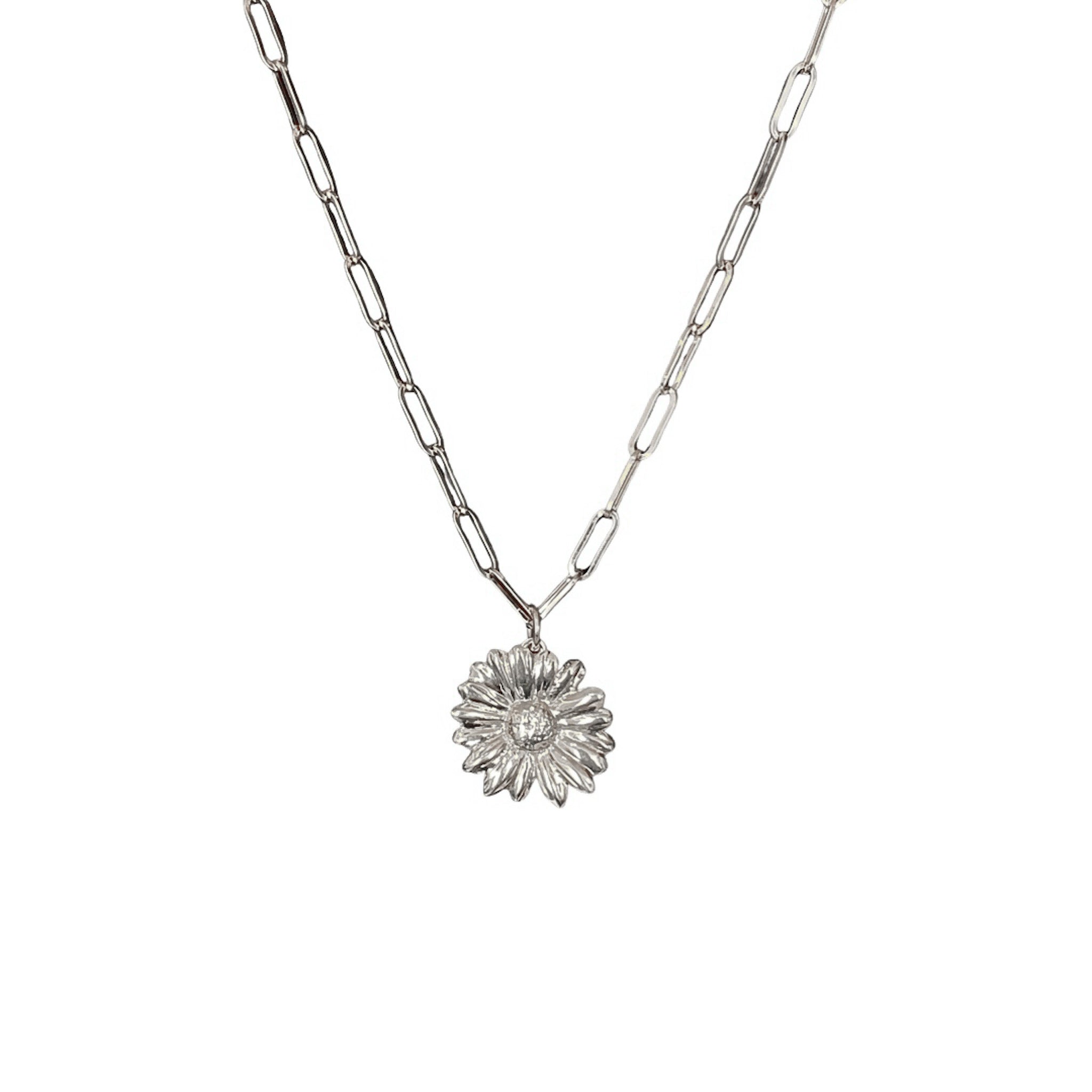 Pavé daisy deals flower collier necklace